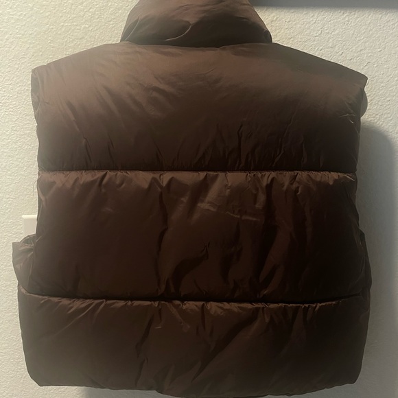 cropped puffy vest - Picture 5 of 5